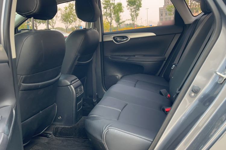 Used Nissan Sylphy 2019 1.6XE CVT Comfort Edition China VI Standard Interior 3