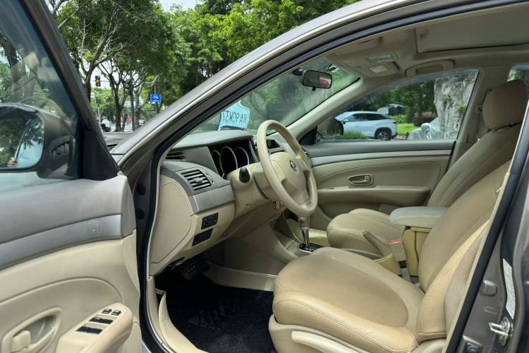 Used Nissan Sylphy 2019 Classic 1.6XE+ CVT SmartConnect Leading Edition Interior 3