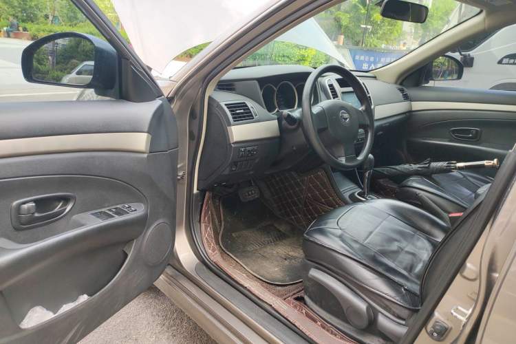 Used Nissan Sylphy 2019 Classic 1.6XE+ CVT SmartConnect Leading Edition Interior 3