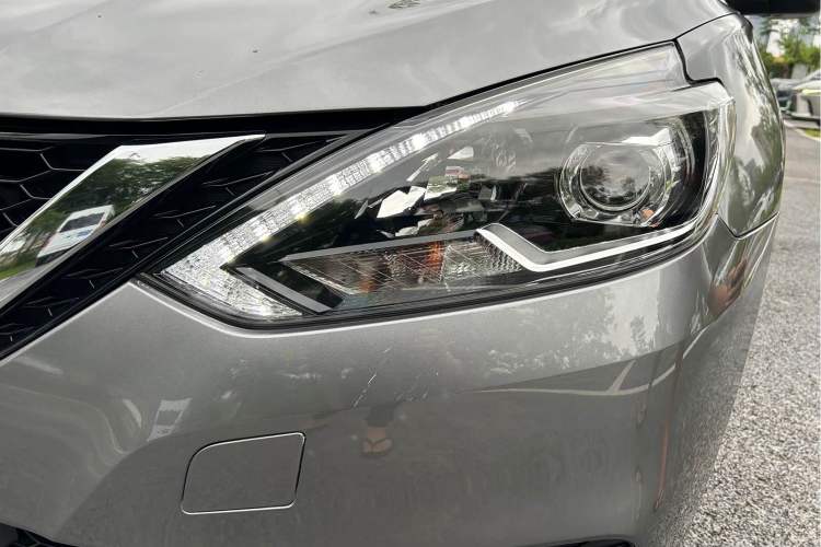 Used Nissan Sylphy 2019 1.6XV CVT Smart Connect Luxury Edition China VI Standard Left Front Headlight