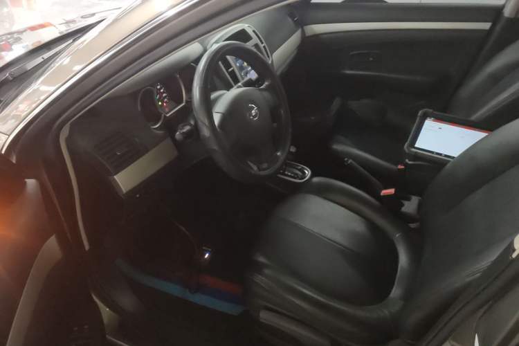 Used Nissan Sylphy 2019 Classic 1.6XE+ CVT SmartConnect Leading Edition Left Front Seat