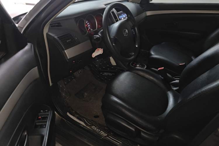 Used Nissan Sylphy 2019 Classic 1.6XE+ CVT SmartConnect Leading Edition Left Front Seat