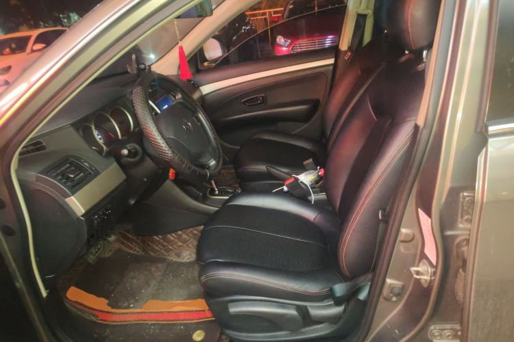Used Nissan Sylphy 2019 Classic 1.6XE+ CVT Smart Connect Luxury Edition Left Front Seat