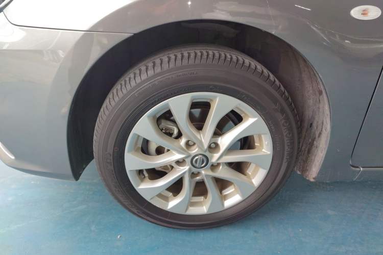 Used Nissan Sylphy 2019 Classic 1.6XL CVT Luxury Edition Left Front Wheel Hub