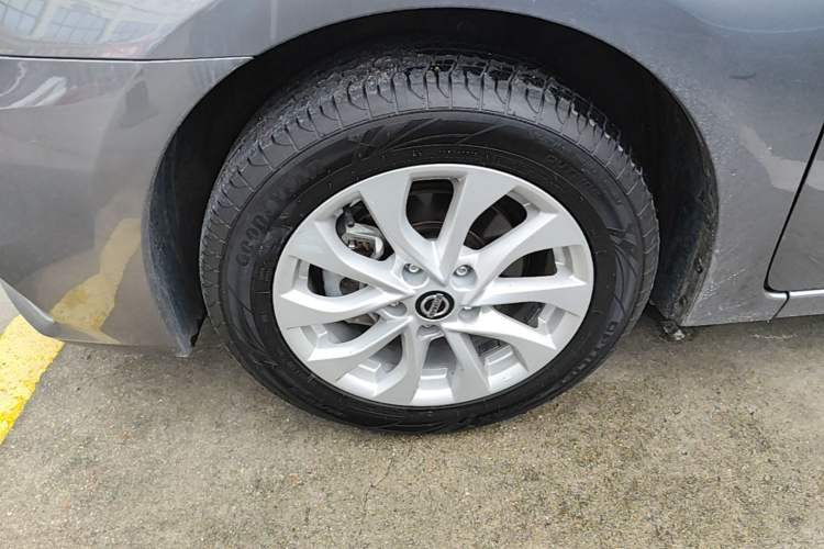 Used Nissan Sylphy 2019 Classic 1.6XL CVT Luxury Edition Left Front Wheel Hub