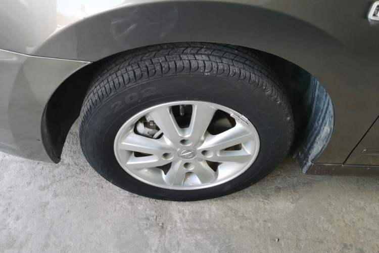 Used Nissan Sylphy 2019 Classic 1.6XE+ CVT SmartConnect Leading Edition Left Front Wheel Hub