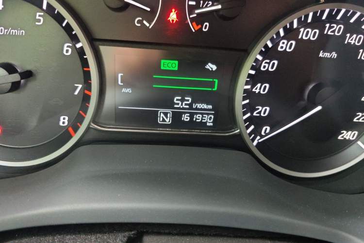Used Nissan Sylphy 2019 Classic 1.6XL CVT Luxury Edition Odometer Close Up
