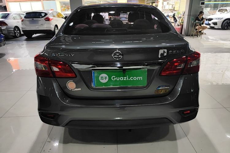 Used Nissan Sylphy 2019 1.6XV CVT Smart Connect Luxury Edition China VI Standard Rear