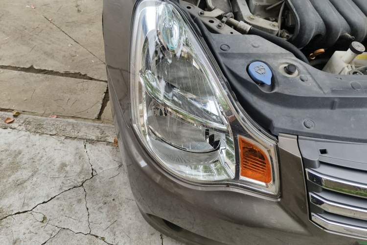 Used Nissan Sylphy 2019 Classic 1.6XE+ CVT SmartConnect Leading Edition Right Front Headlight
