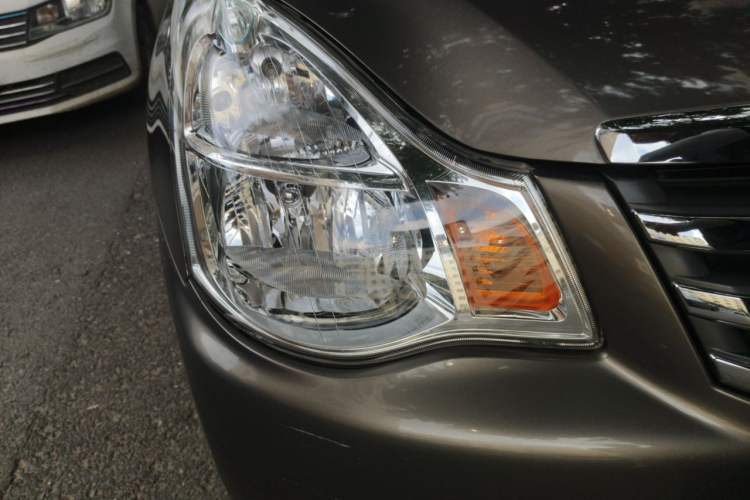 Used Nissan Sylphy 2019 Classic 1.6XE+ CVT SmartConnect Leading Edition Right Front Headlight