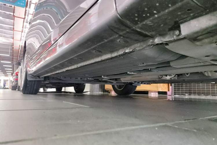 Used Nissan Sylphy 2019 1.6XV CVT Smart Connect Luxury Edition China VI Standard Right Side Sill