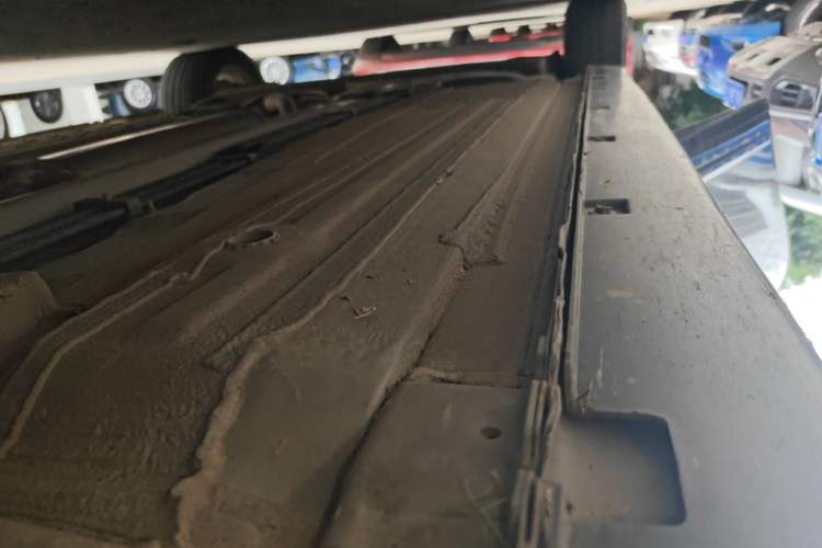 Used Nissan Sylphy 2019 Classic 1.6XE+ CVT SmartConnect Leading Edition Right Side Sill