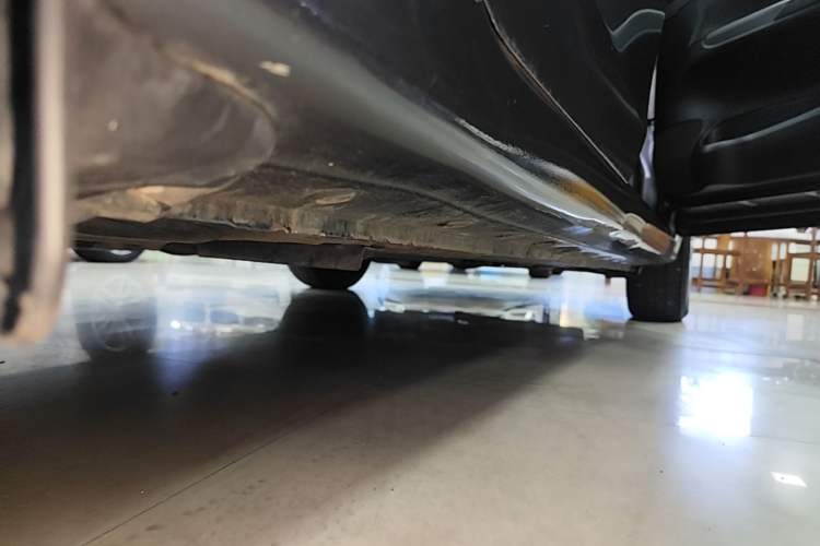 Used Nissan Sylphy 2019 Classic 1.6XE CVT Comfort Edition Right Side Sill