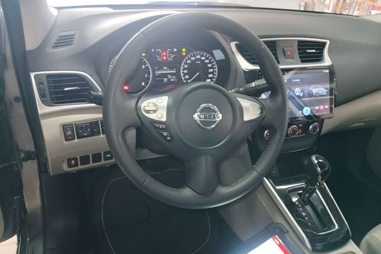 Used Nissan Sylphy 2019 1.6XV CVT Smart Connect Luxury Edition China VI Standard Steering Wheel