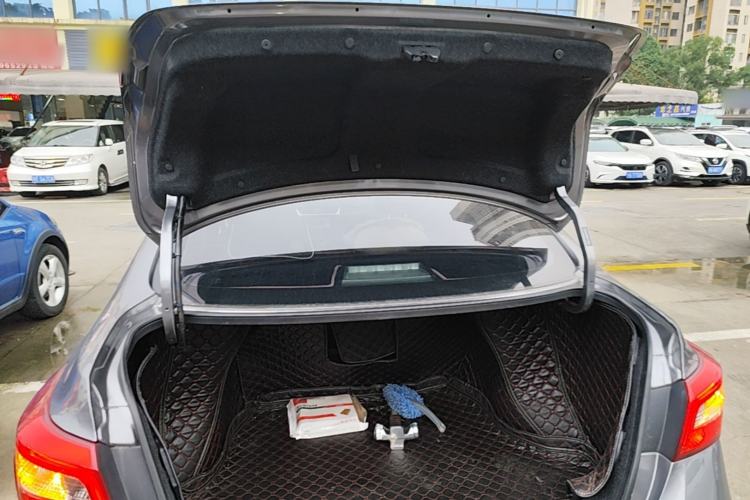 Used Nissan Sylphy 2019 Classic 1.6XL CVT Luxury Edition Trunk