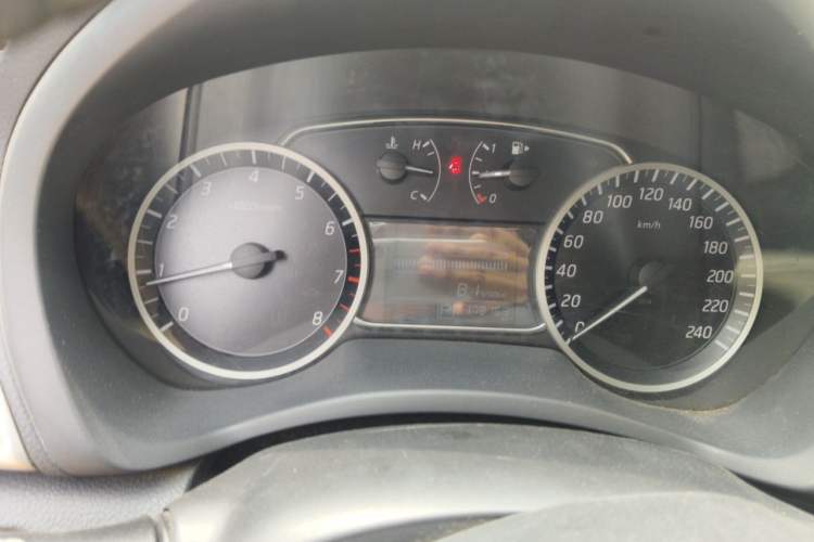 Used Nissan Sylphy 2019 1.6XV CVT Smart Connect Luxury Edition China VI Standard Instrument Cluster