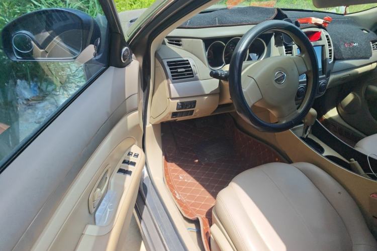 Used Nissan Sylphy 2019 Classic 1.6XE+ CVT Smart Connect Luxury Edition Driver Seat