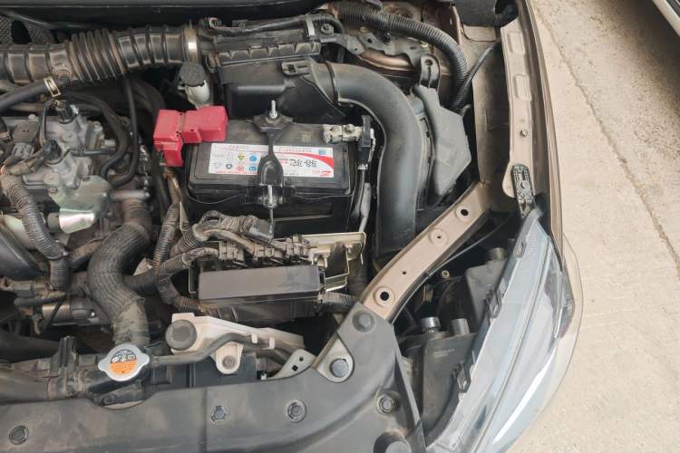 Used Nissan Sylphy 2019 Classic 1.6XE CVT Comfort Edition Engine Bay Left