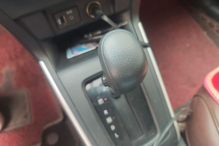 Used Nissan Sylphy 2019 Classic 1.6XE CVT Comfort Edition Gear Lever