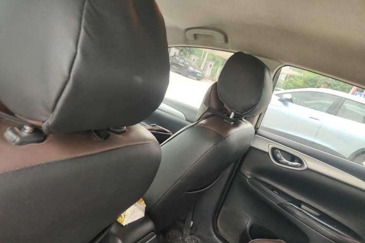 Used Nissan Sylphy 2019 Classic 1.6XE CVT Comfort Edition Headliner