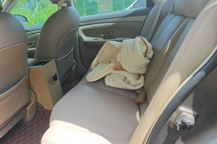 Used Nissan Sylphy 2019 Classic 1.6XE+ CVT Smart Connect Luxury Edition Left Rear Seat