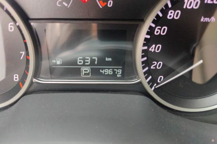Used Nissan Sylphy 2019 1.6XV CVT Smart Connect Luxury Edition China VI Standard Odometer Close Up