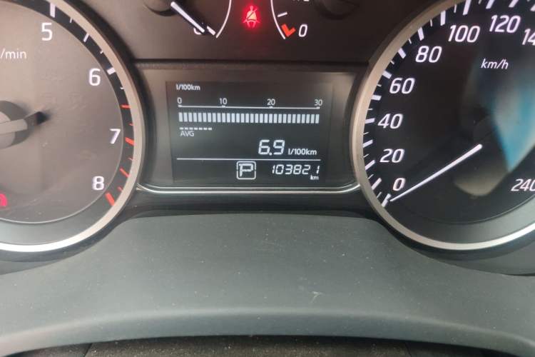 Used Nissan Sylphy 2019 Classic 1.6XE CVT Comfort Edition Odometer Close Up