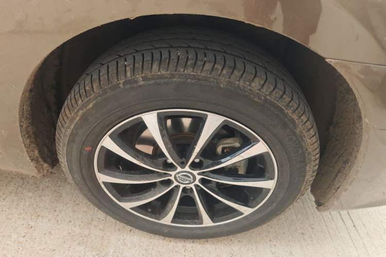 Used Nissan Sylphy 2019 Classic 1.6XE CVT Comfort Edition Right Front Wheel Hub