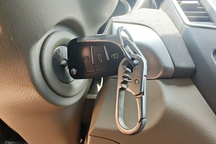 Used Nissan Sylphy 2019 Classic 1.6XE+ CVT Smart Connect Luxury Edition Vehicle Key