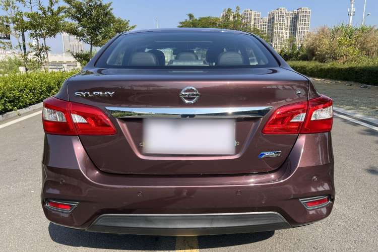 Used Nissan Sylphy 2019 1.6XV CVT Smart Connect Luxury Edition China VI Standard Exterior 4