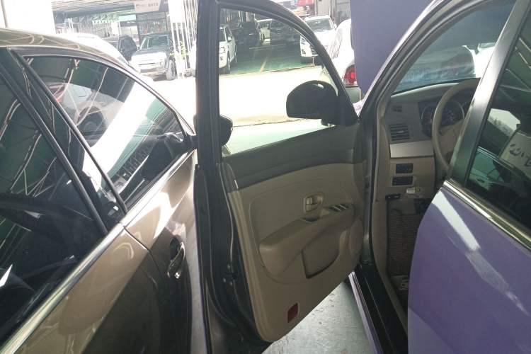 Used Nissan Sylphy 2019 Classic 1.6XE+ CVT SmartConnect Leading Edition Left Front Door Interior