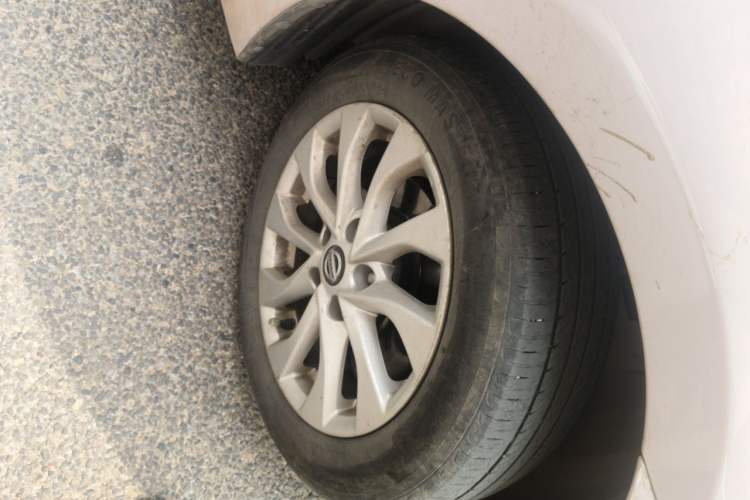 Used Nissan Sylphy 2019 1.6XV CVT Smart Connect Luxury Edition China VI Standard Right Front Wheel Hub