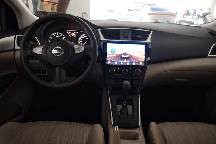 Used Nissan Sylphy 2019 Classic 1.6XE CVT Comfort Edition Center Console
