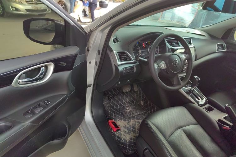 Used Nissan Sylphy 2019 1.6XV CVT Smart Connect Luxury Edition China VI Standard Driver Seat
