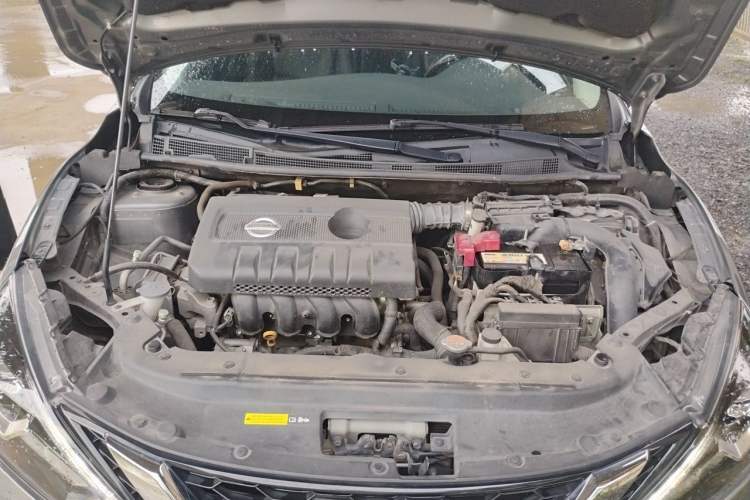 Used Nissan Sylphy 2019 1.6XV CVT Smart Connect Luxury Edition China VI Standard Engine Bay