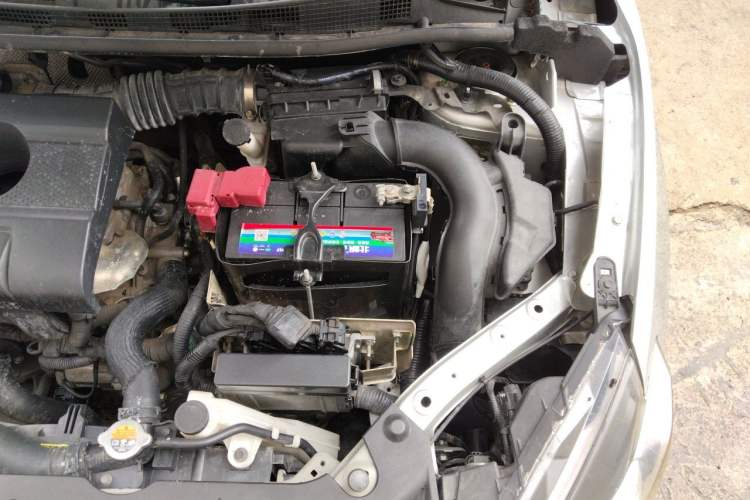 Used Nissan Sylphy 2019 1.6XV CVT Smart Connect Luxury Edition China VI Standard Engine Bay Left