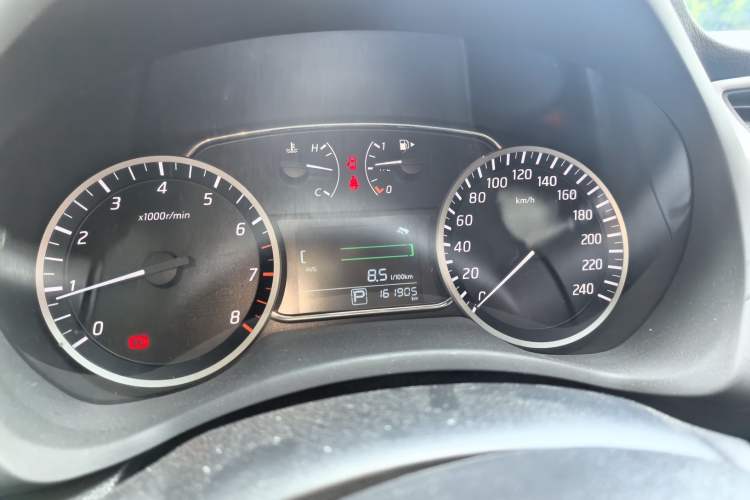 Used Nissan Sylphy 2019 Classic 1.6XE CVT Comfort Edition Instrument Cluster