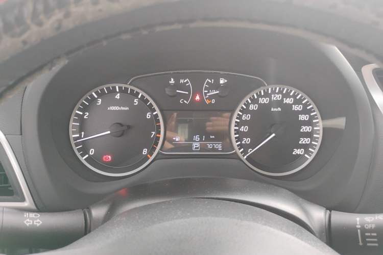 Used Nissan Sylphy 2019 1.6XV CVT Smart Connect Luxury Edition China VI Standard Instrument Cluster