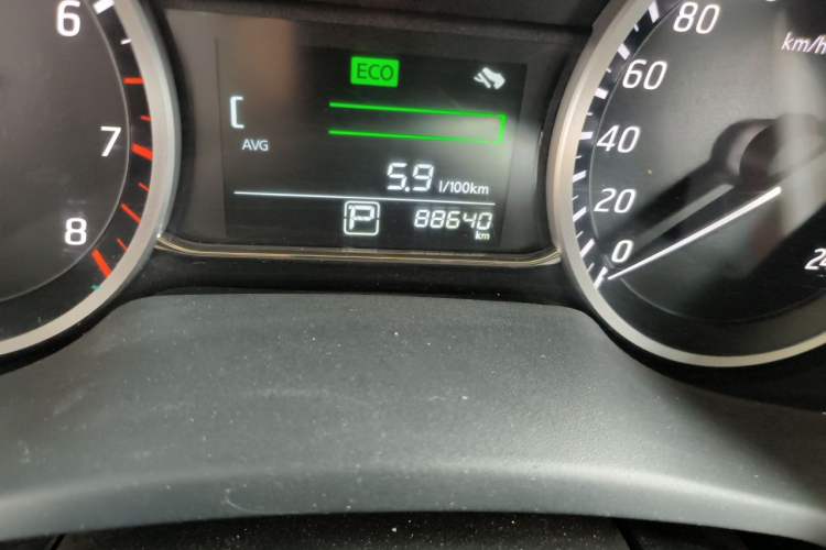 Used Nissan Sylphy 2019 Classic 1.6XL CVT Luxury Edition Odometer Close Up