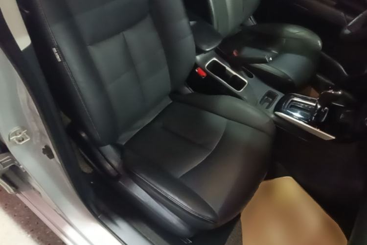 Used Nissan Sylphy 2019 1.6XV CVT Smart Connect Luxury Edition China VI Standard Right Front Seat