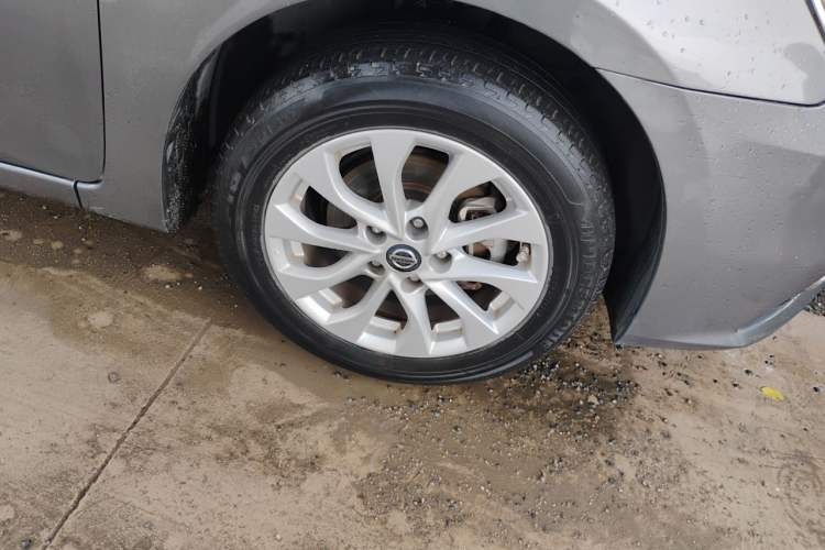 Used Nissan Sylphy 2019 1.6XV CVT Smart Connect Luxury Edition China VI Standard Right Front Wheel Hub