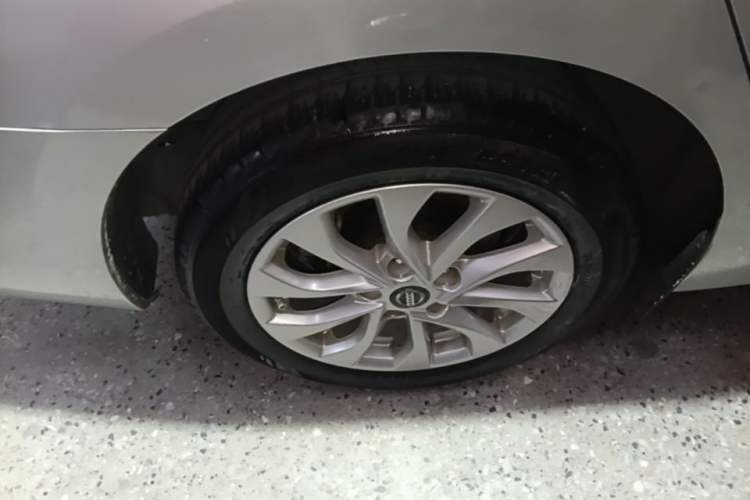 Used Nissan Sylphy 2019 1.6XV CVT Smart Connect Luxury Edition China VI Standard Right Rear Wheel Hub