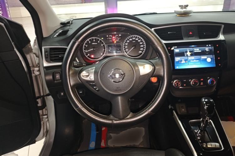 Used Nissan Sylphy 2019 1.6XV CVT Smart Connect Luxury Edition China VI Standard Steering Wheel
