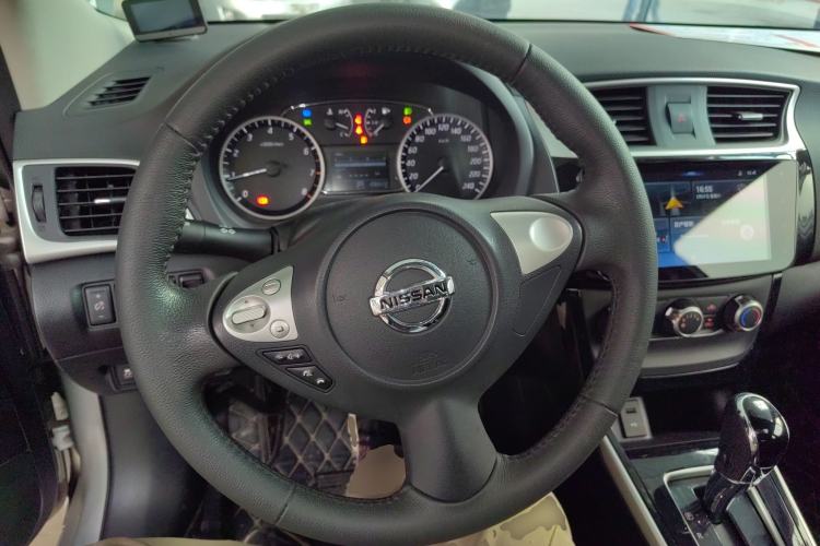 Used Nissan Sylphy 2019 1.6XV CVT Smart Connect Luxury Edition China VI Standard Steering Wheel