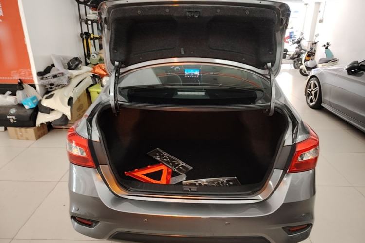 Used Nissan Sylphy 2019 Classic 1.6XE CVT Comfort Edition Trunk