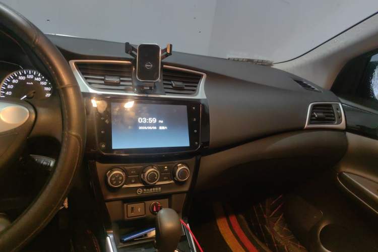 Used Nissan Sylphy 2019 Classic 1.6XL CVT Luxury Edition Audio And AC Panel