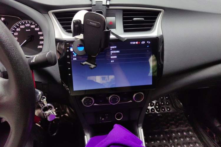 Used Nissan Sylphy 2019 Classic 1.6XE CVT Comfort Edition Audio And AC Panel