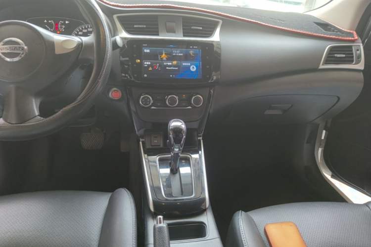 Used Nissan Sylphy 2019 1.6XV CVT Smart Connect Luxury Edition China VI Standard Audio And AC Panel
