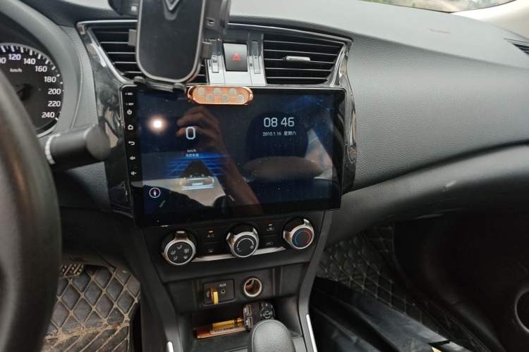 Used Nissan Sylphy 2019 Classic 1.6XE CVT Comfort Edition Audio And AC Panel