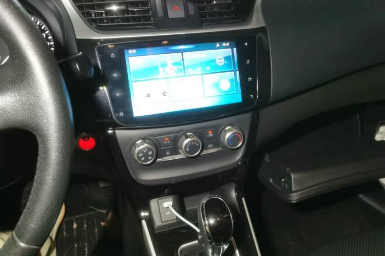 Used Nissan Sylphy 2019 1.6XV CVT Smart Connect Luxury Edition China VI Standard Audio And AC Panel